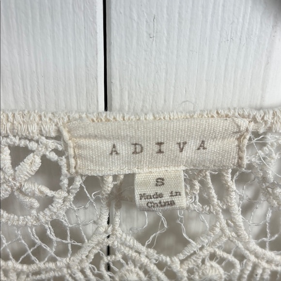 Adiva Cream Lace Blouse - Picture 3 of 5